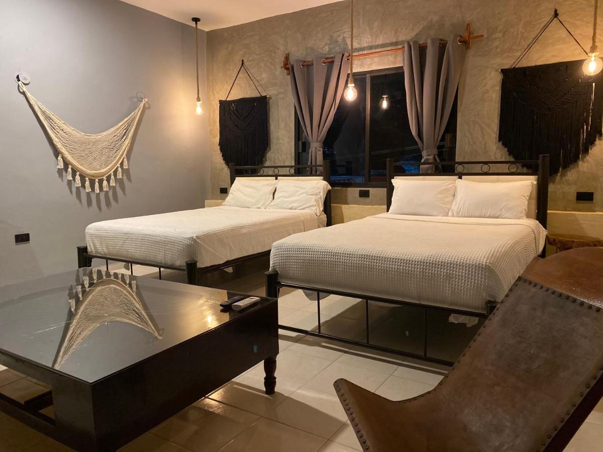 Ariche Valladolid Hotel & Hostal Eksteriør bilde