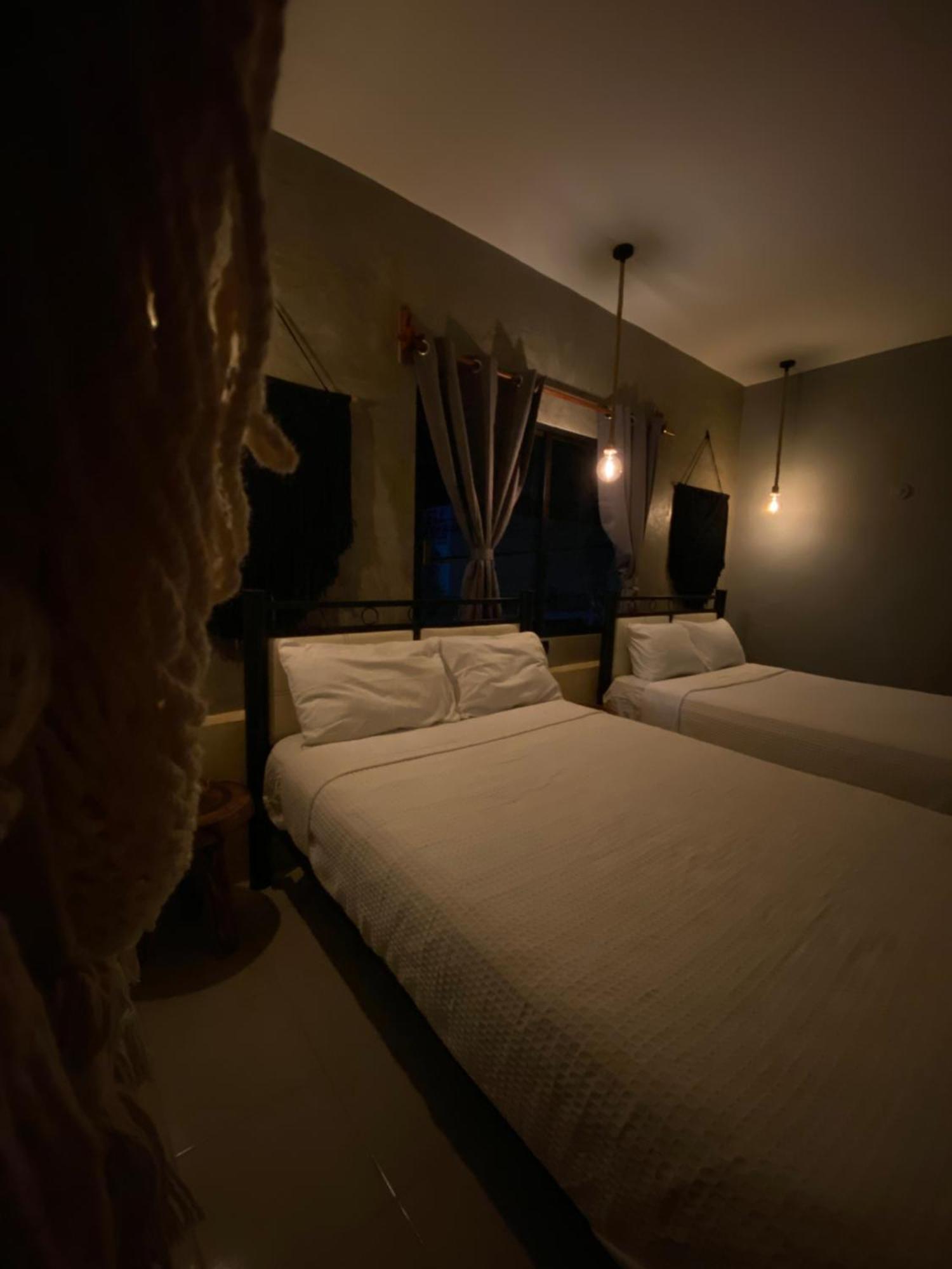 Ariche Valladolid Hotel & Hostal Eksteriør bilde